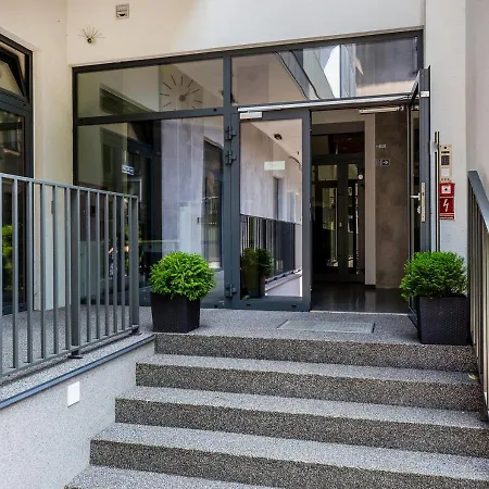 Aparthotel Cracovia Residence-3